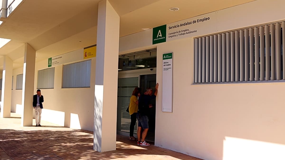 El paro vuelve a bajar en Antequera y se sitúa en niveles de septiembre de 2008