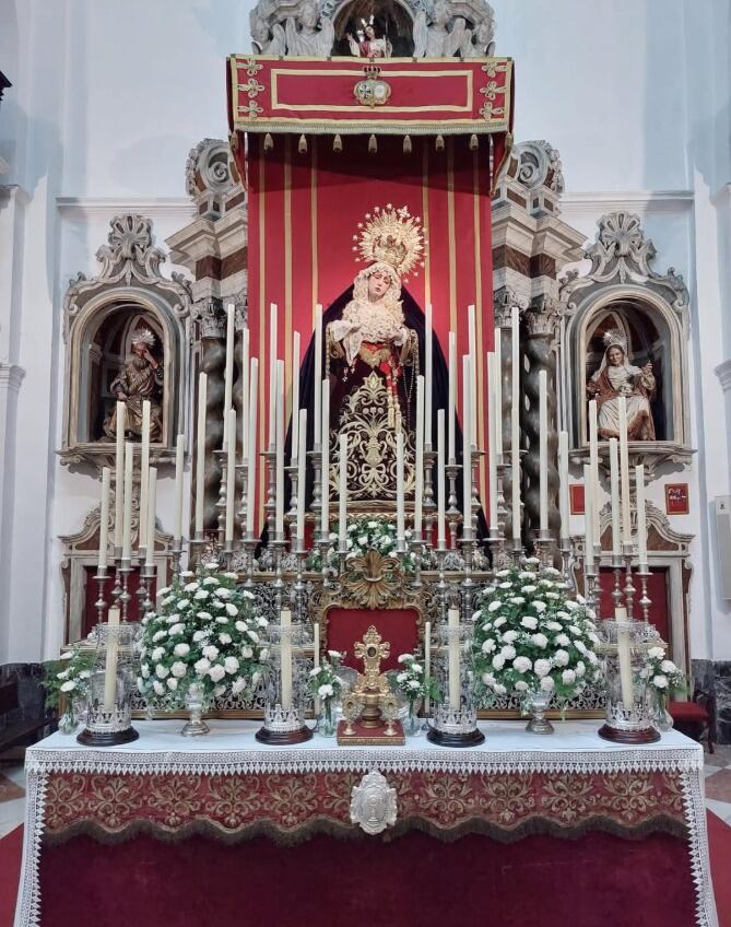 Virgen Reina de Todos los Santos de la Hermandad de la Sagrada Cena en sus cultos