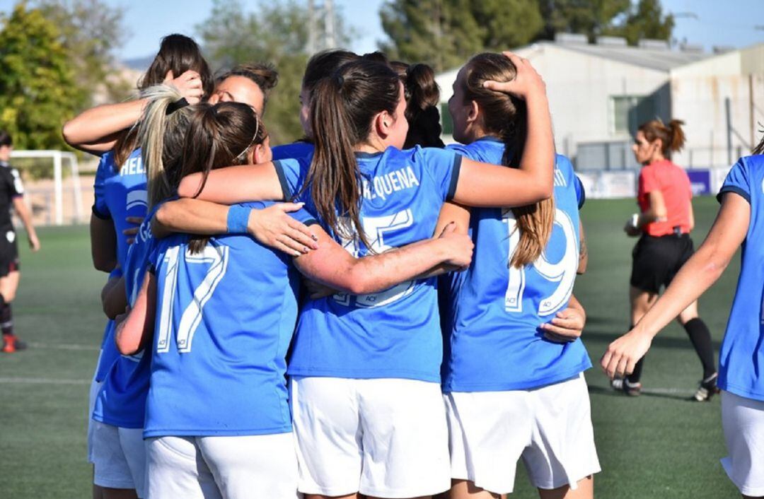 El Alhama Granbibio celebrando un gol