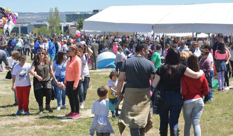 Cada 2 de mayo los vecinos de Sanse participan en la Fiesta de la Caldereta que conmemora la fundación de la localidad por los Reyes Católicos en 1492