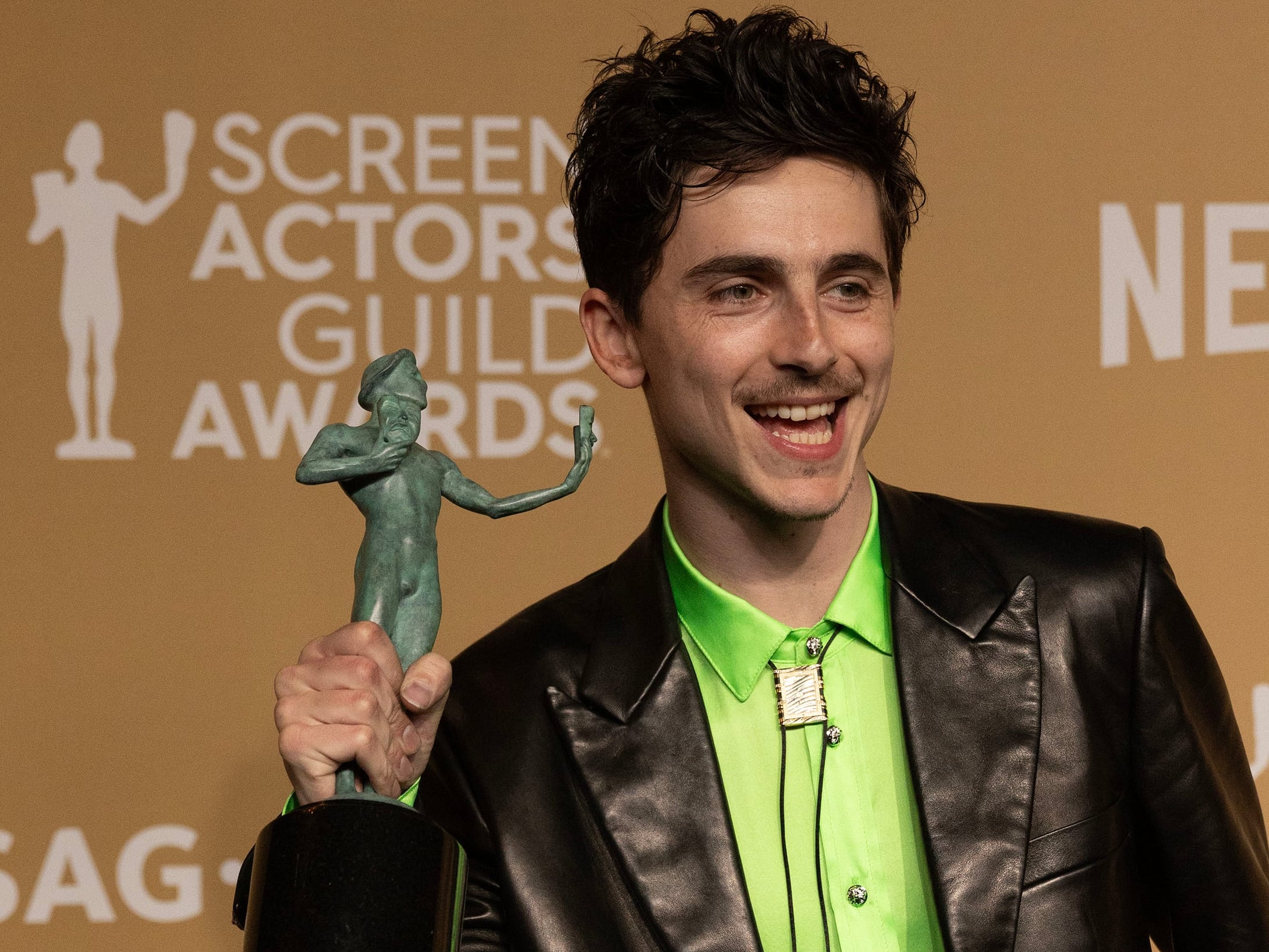 El actor Timothée Chalamet, ganador del premio a la Mejor Interpretación Masculina en un Papel Protagonista por &quot;A Complete Unknown&quot;. EFE/ Armando Arorizo