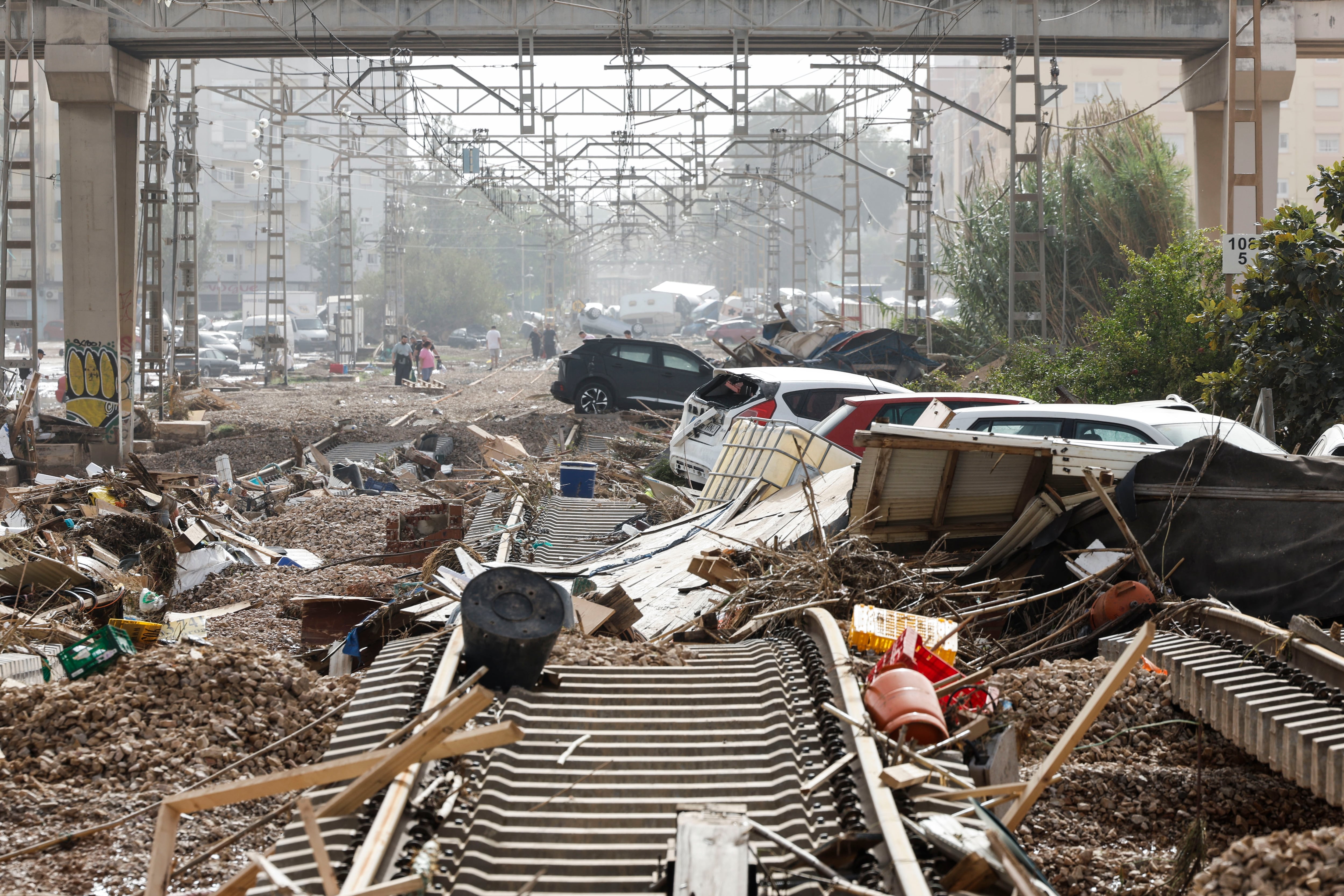 Aspecto de una de las zonas devastadas por las intensas lluvias ocasionadas por la DANA en Valencia. 