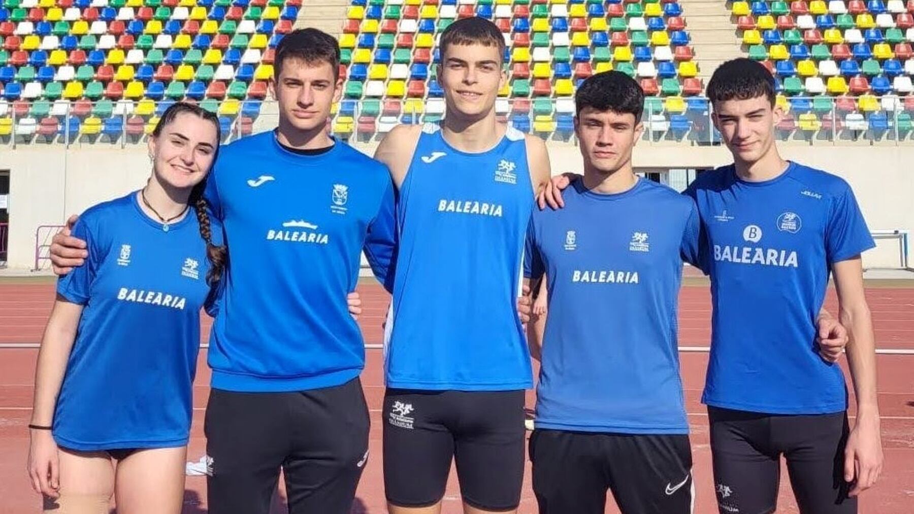 Atletas que acudieron al critérium de Castellón.