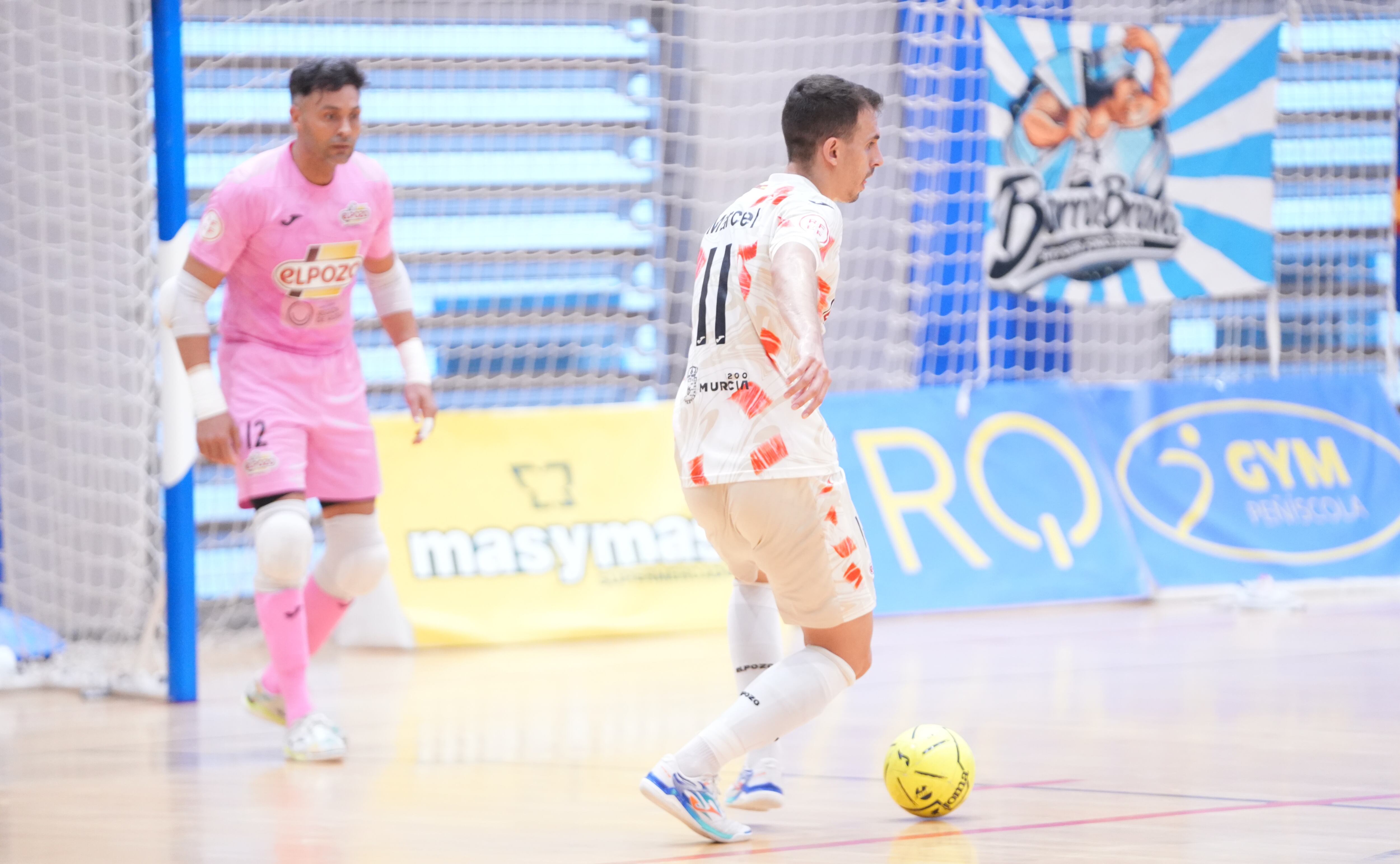 ElPozo Murcia culmina la remontada: vence a Peñíscola, líder de la liga regular, y pasa a semifinales