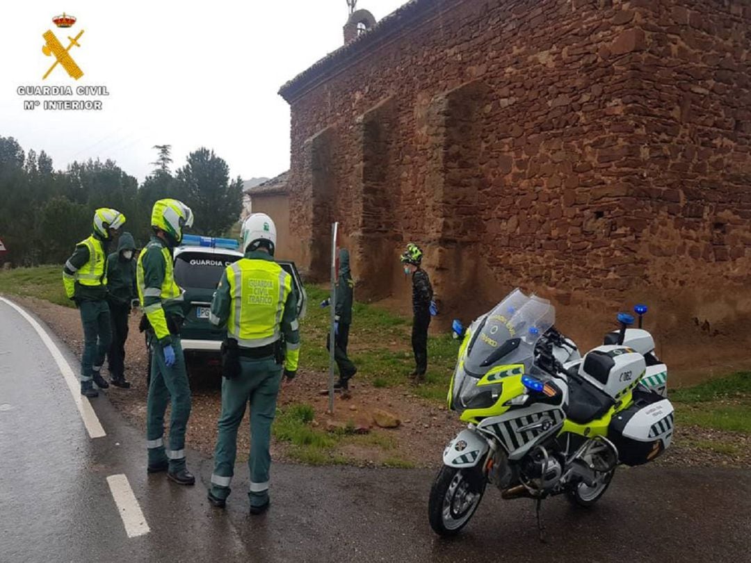 Motero detenido tras huir de un control de la Guardia Civil en Illueca (Zaragoza) 