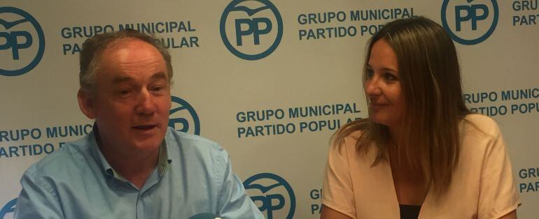 Miguel Lorenzo, del PP, en rueda de prensa