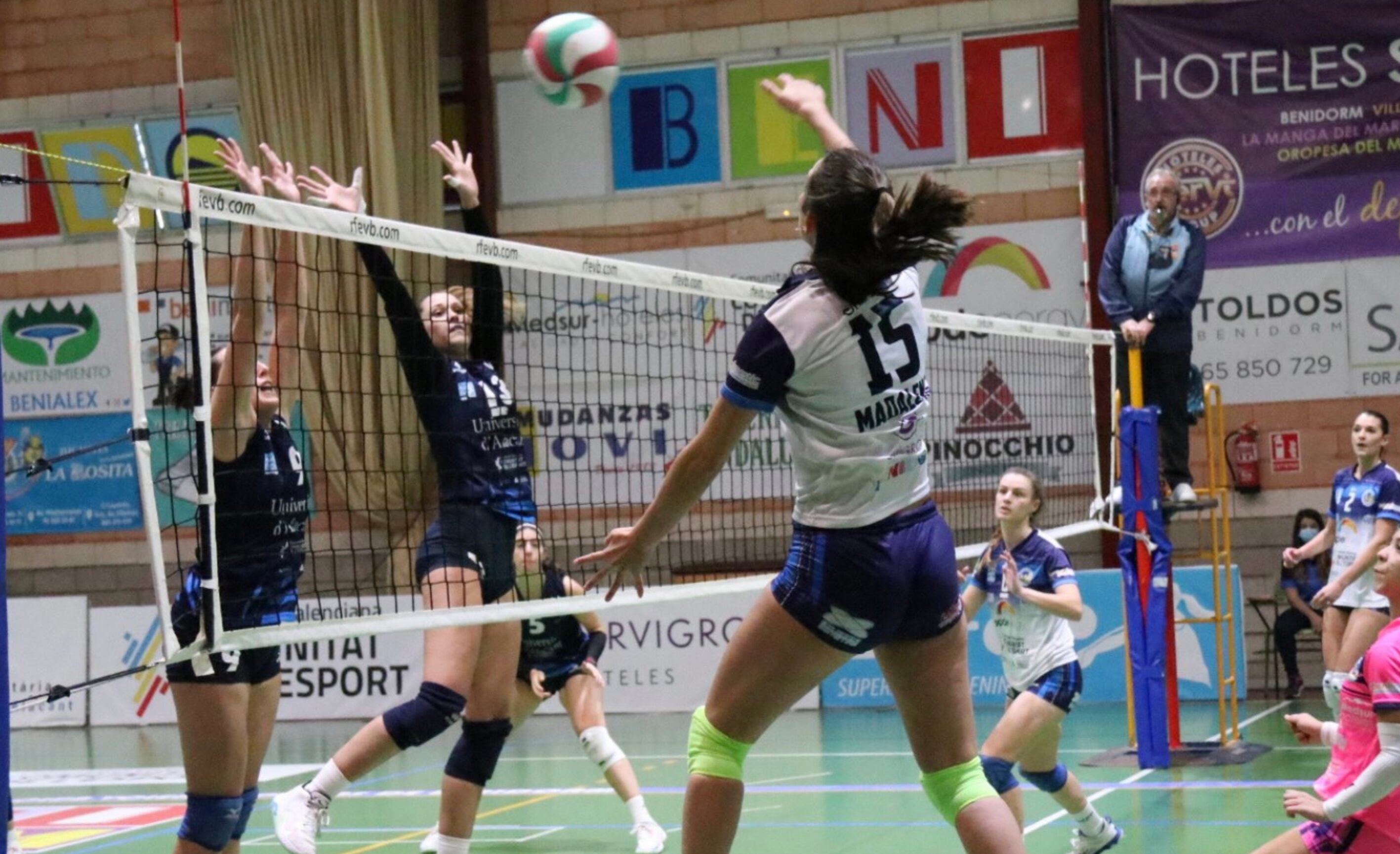 Imagen de archivo de un partido del C.V. Benidorm femenino