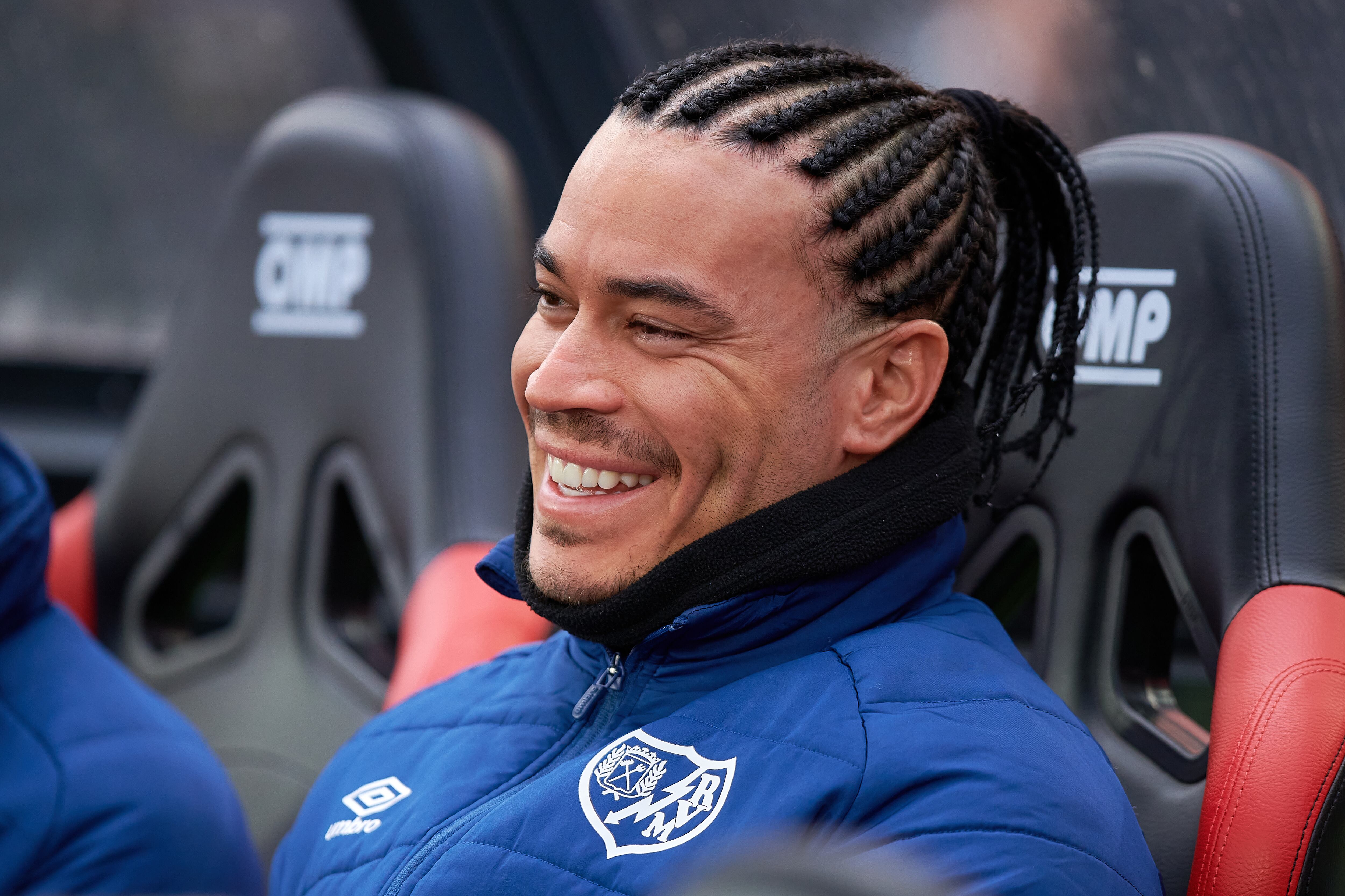 MALLORCA, SPAIN - FEBRUARY 11: Raul De Tomás of Rayo Vallecano reacts prior to the LaLiga EA Sports match between RCD Mallorca and Rayo Vallecano at Estadi de Son Moix on February 11, 2024 in Mallorca, Spain. (Photo by Cristian Trujillo/Quality Sport Images/Getty Images)