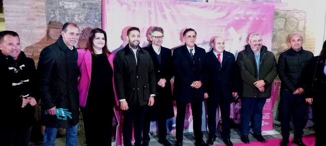 Autoridades en el acto de presentación