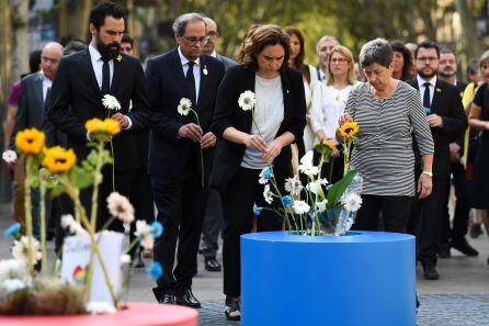 Fotogalería | Homenaje a las víctimas de Barcelona