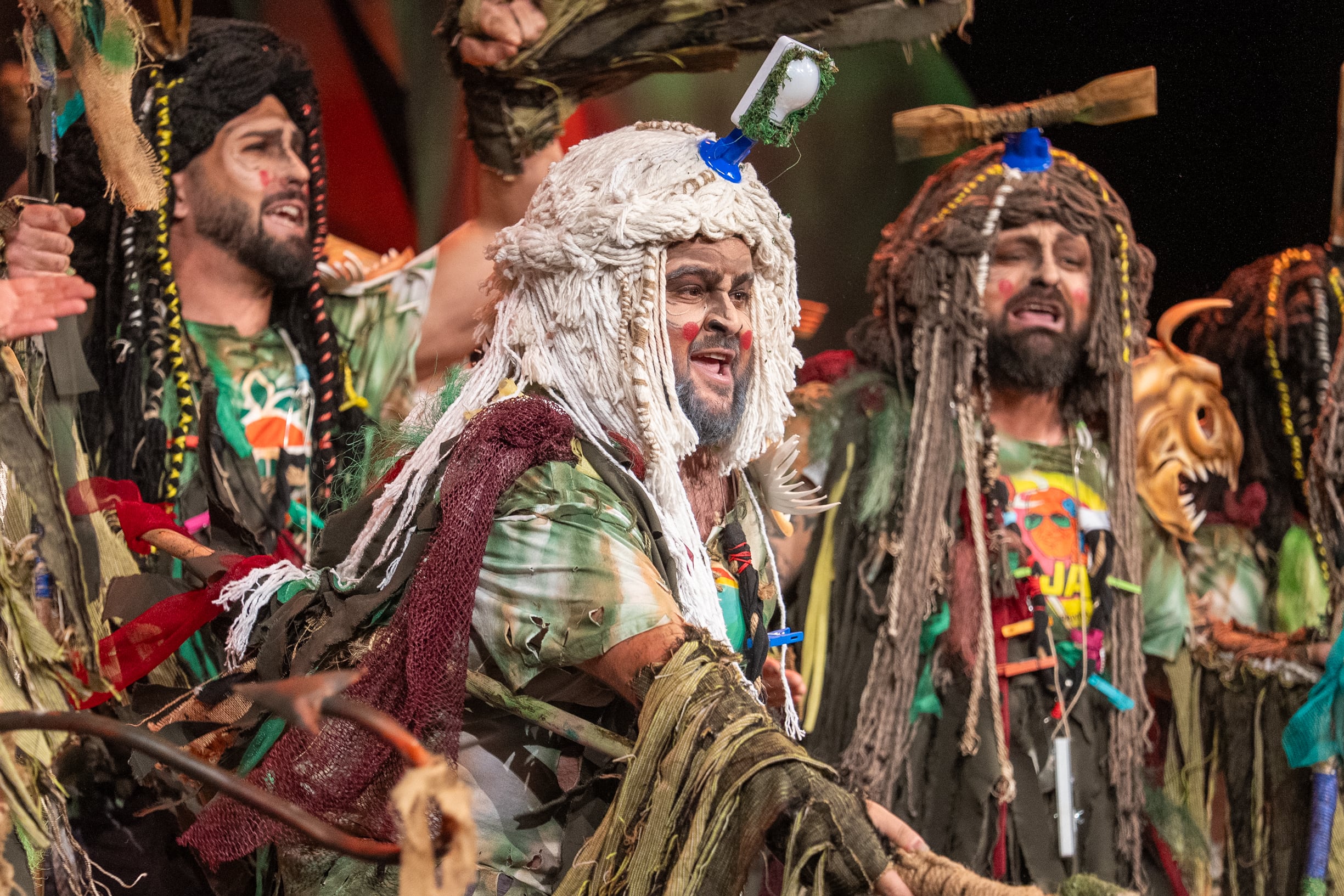 Chirigota: Los Cadisapiens.