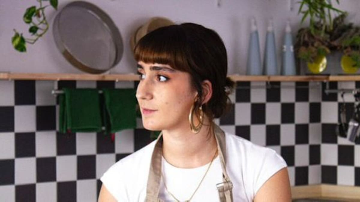 Los que vienen - Adona San Martín, de Lustre Cerámica