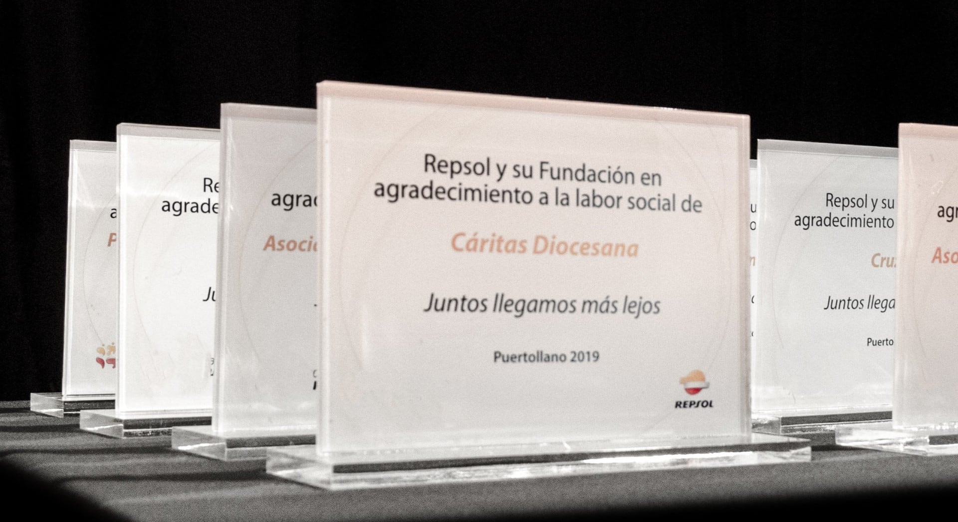 Placas para las ONG que desarrollan proyectos sociales en Puertollano