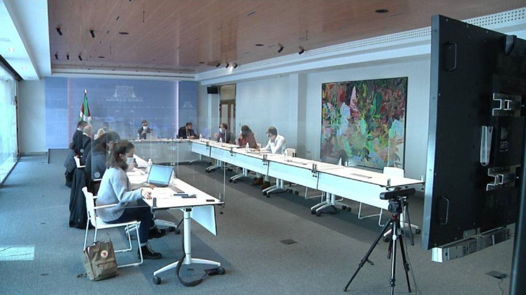 El LABI técnico en una reunión anterior