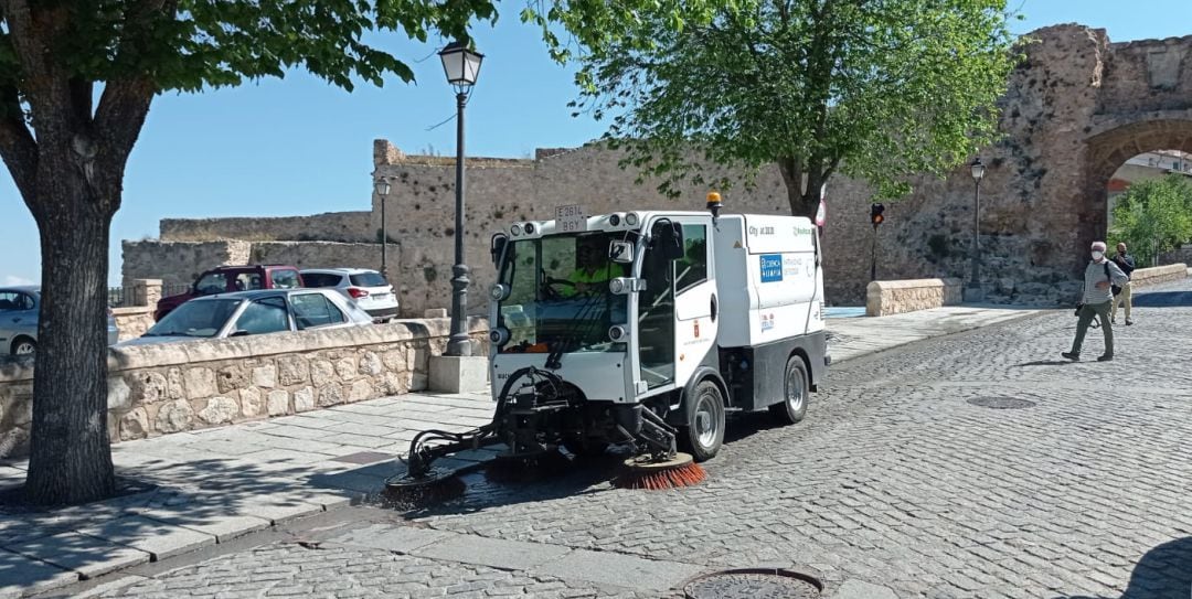 Una docena de efectivos y tres máquinas se incorporan al servicio para este plan especial