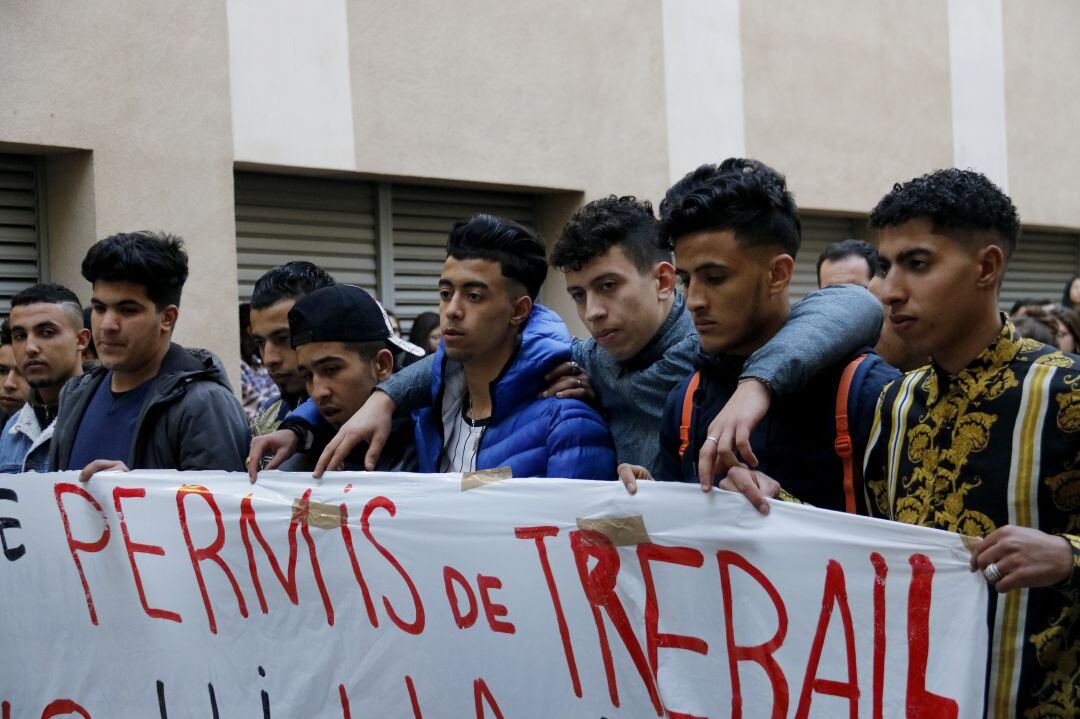 Els joves que participen a la tancada