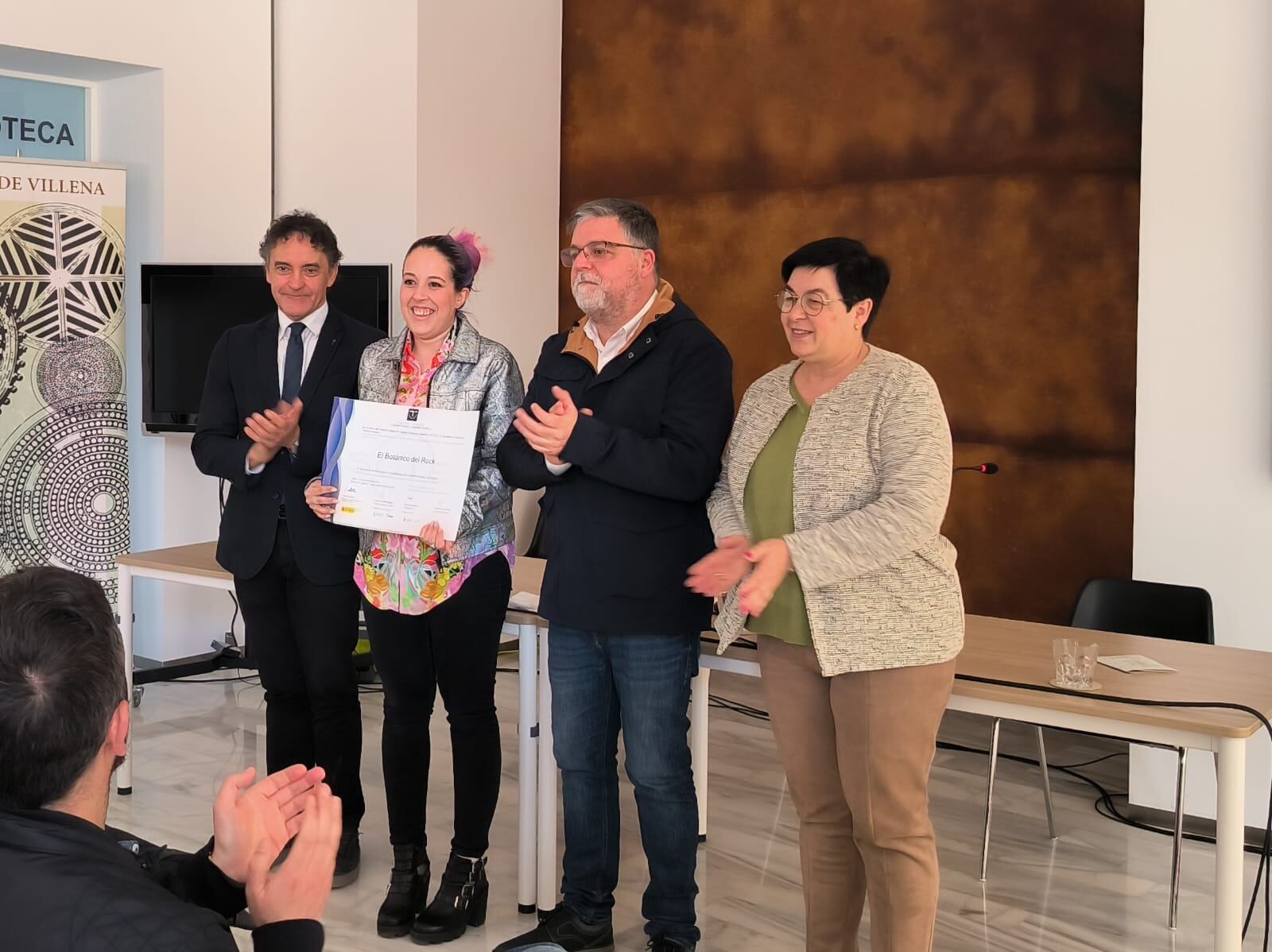 Momento de la entrega de los diplomas Sicted