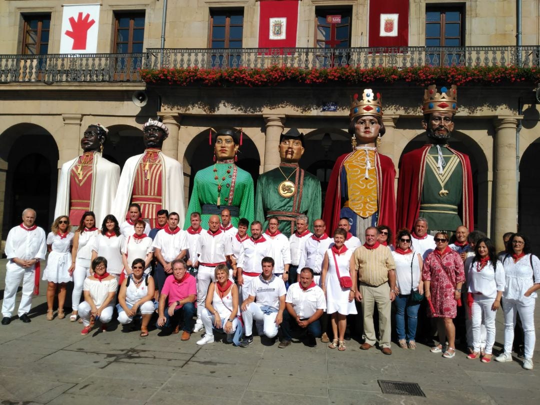 Recepción de autoridades en el Día de la Merindad