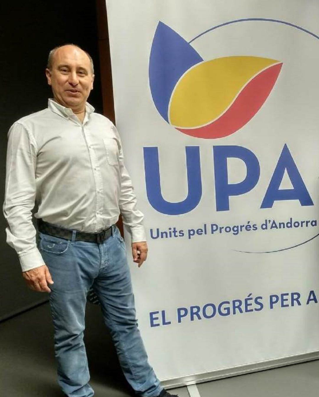 El cap de llista d'UPA, Alfons Clavera, en la seu de la formació.