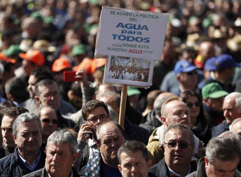 Agricultores reclaman agua. Almería, ejemplo de uso eficiente y racional del agua.