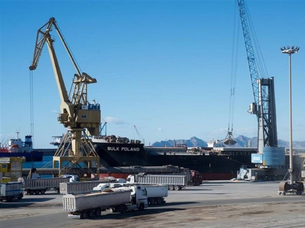 El Puerto de Cartagena se consolida en tráfico de mercancías entre los cinco primeros puertos de España