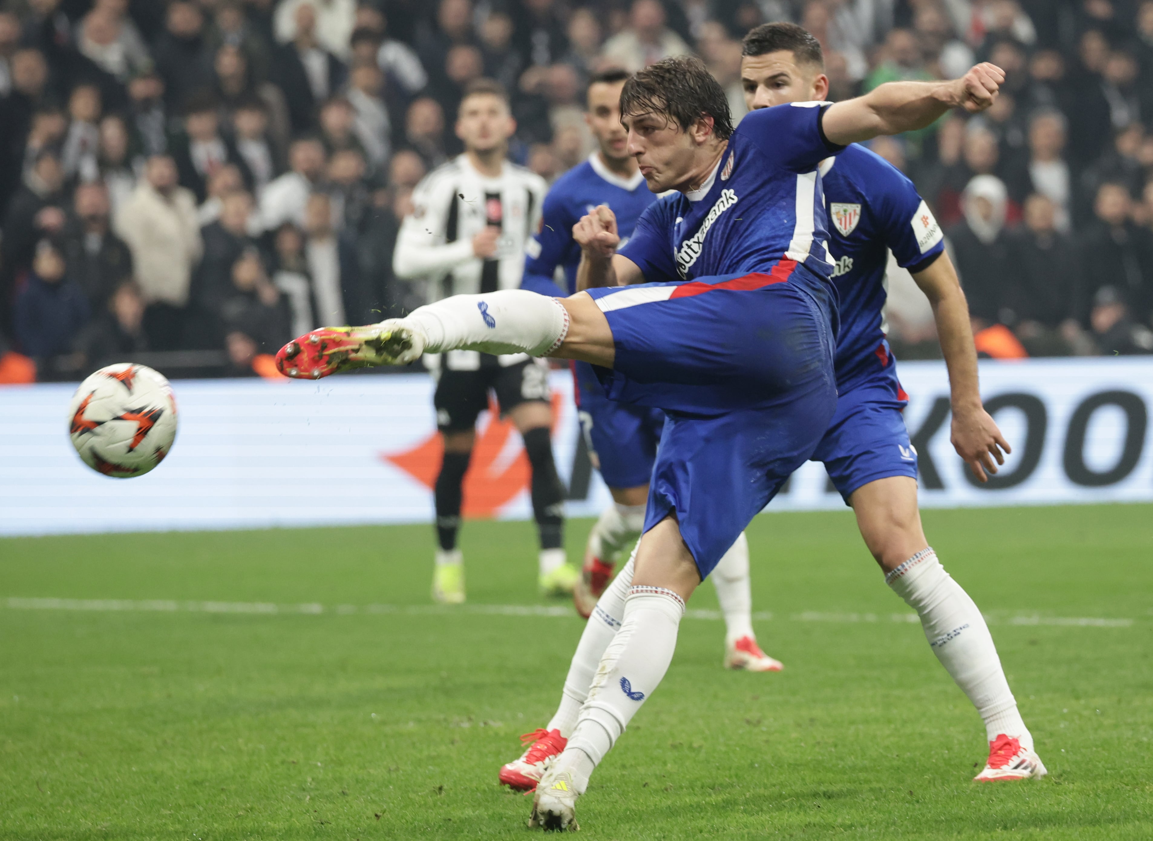 Unai Gómez marcó el gol del Athletic en el duelo ante el Besiktas