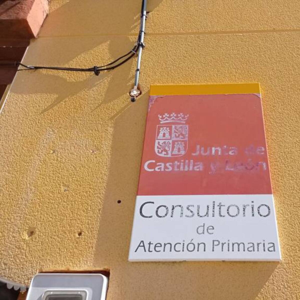 Tres médicos para 10.000 habitantes en la zona de Aguilar este verano