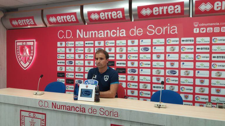 Jagoba Arrasate, entrenador del Numancia, en rueda de prensa.