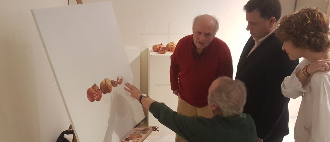 Antonio López, con uno de sus alumnos