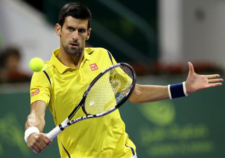 Novak Djokovic durante la final del ATP 250 de Doha.