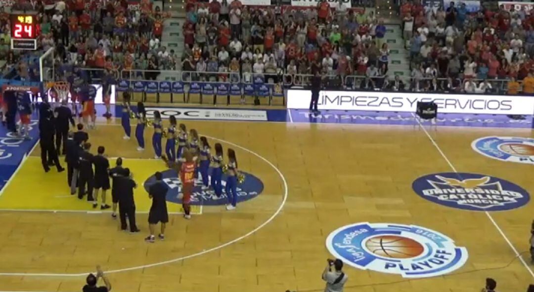 Captura de vídeo de un partido histórico de playoff del UCAM