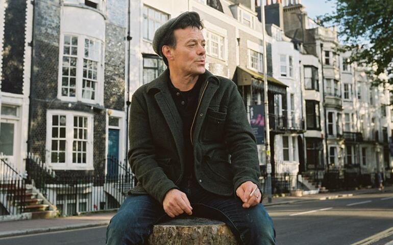 El músico británico, James Hunter, en una fotografía promocional