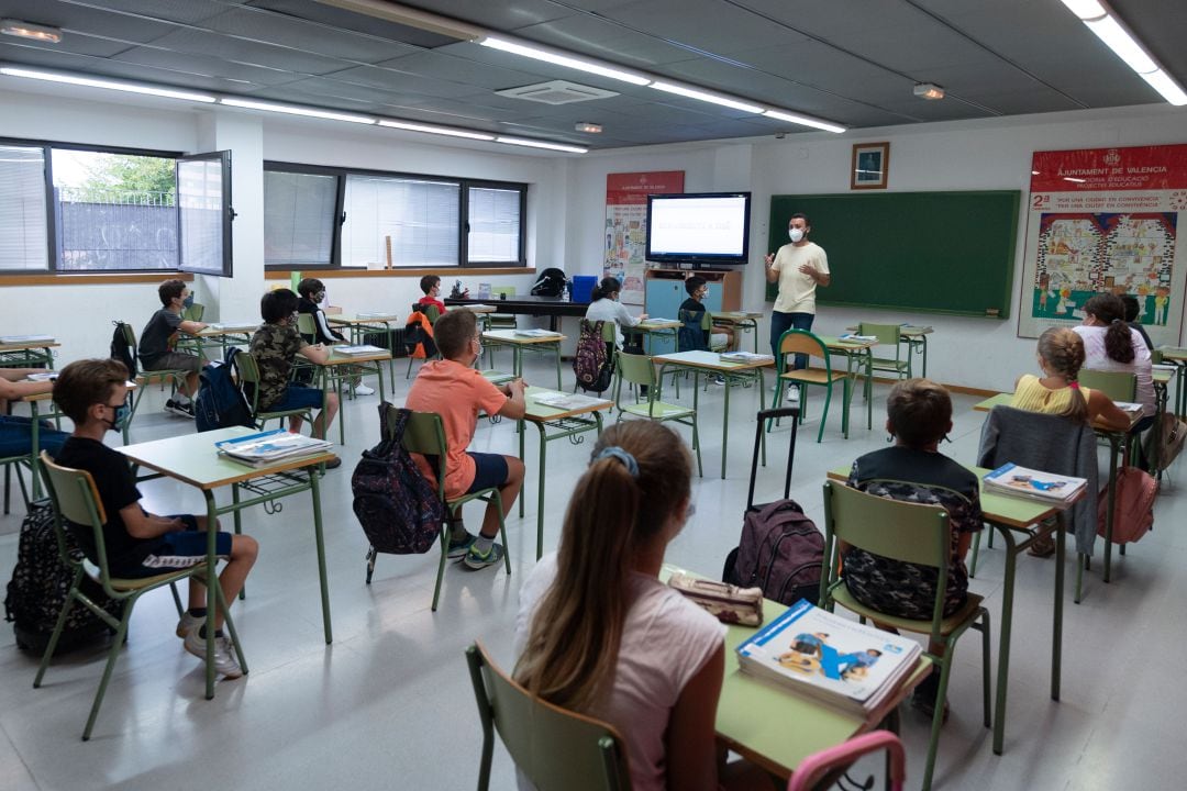 La vuelta al cole en los centros educativos valencianos se produjo entre el 7 y el 17 de septiembre, tras casi seis meses con las clases suspendidas.