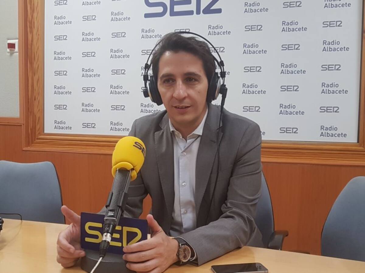 José Belda: "En Albacete gastamos un 10 % menos de agua que la media nacional"