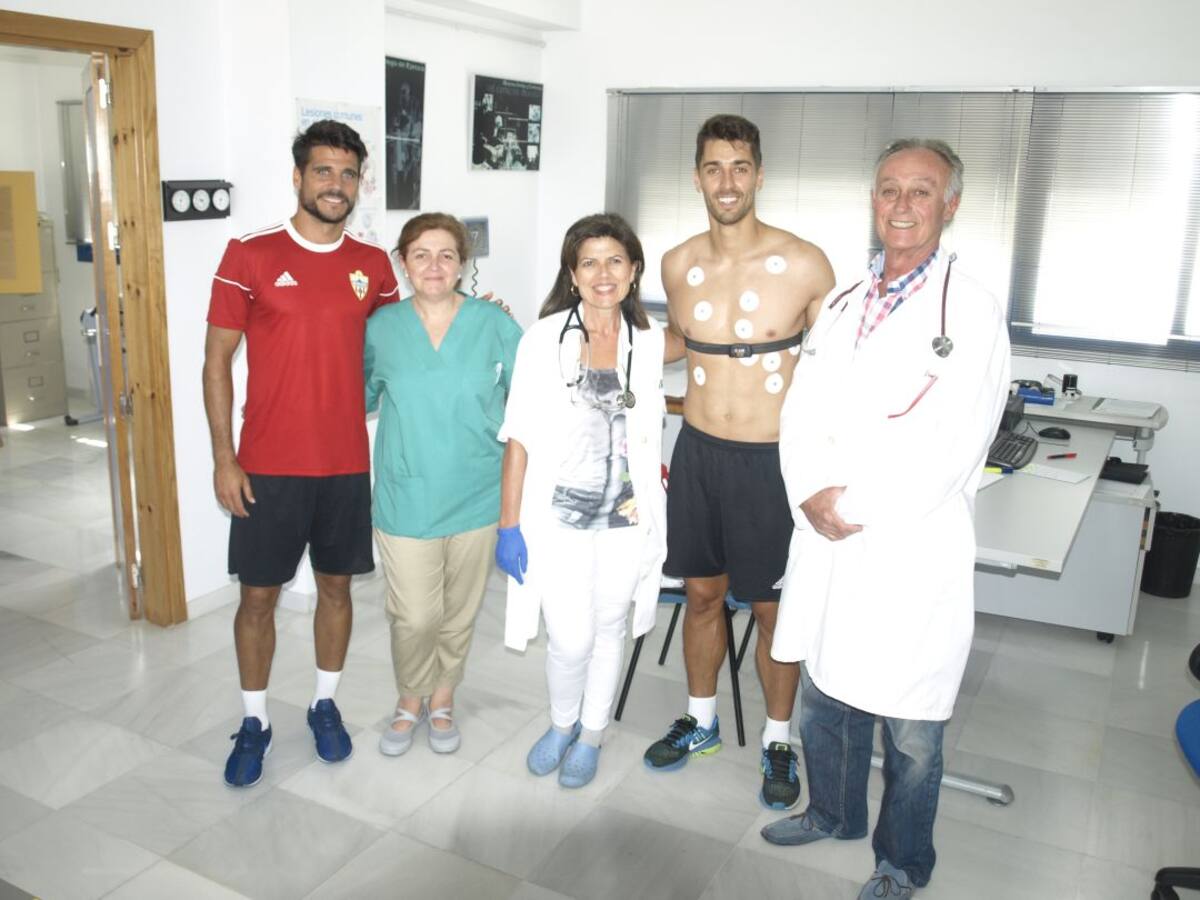 El Almería se pone en marcha