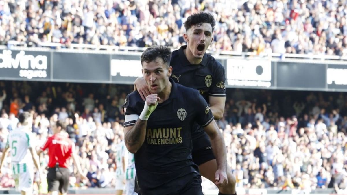 El Valencia ofrece su mejor versión frente al Betis en el homenaje a las víctimas de la DANA (4-2)