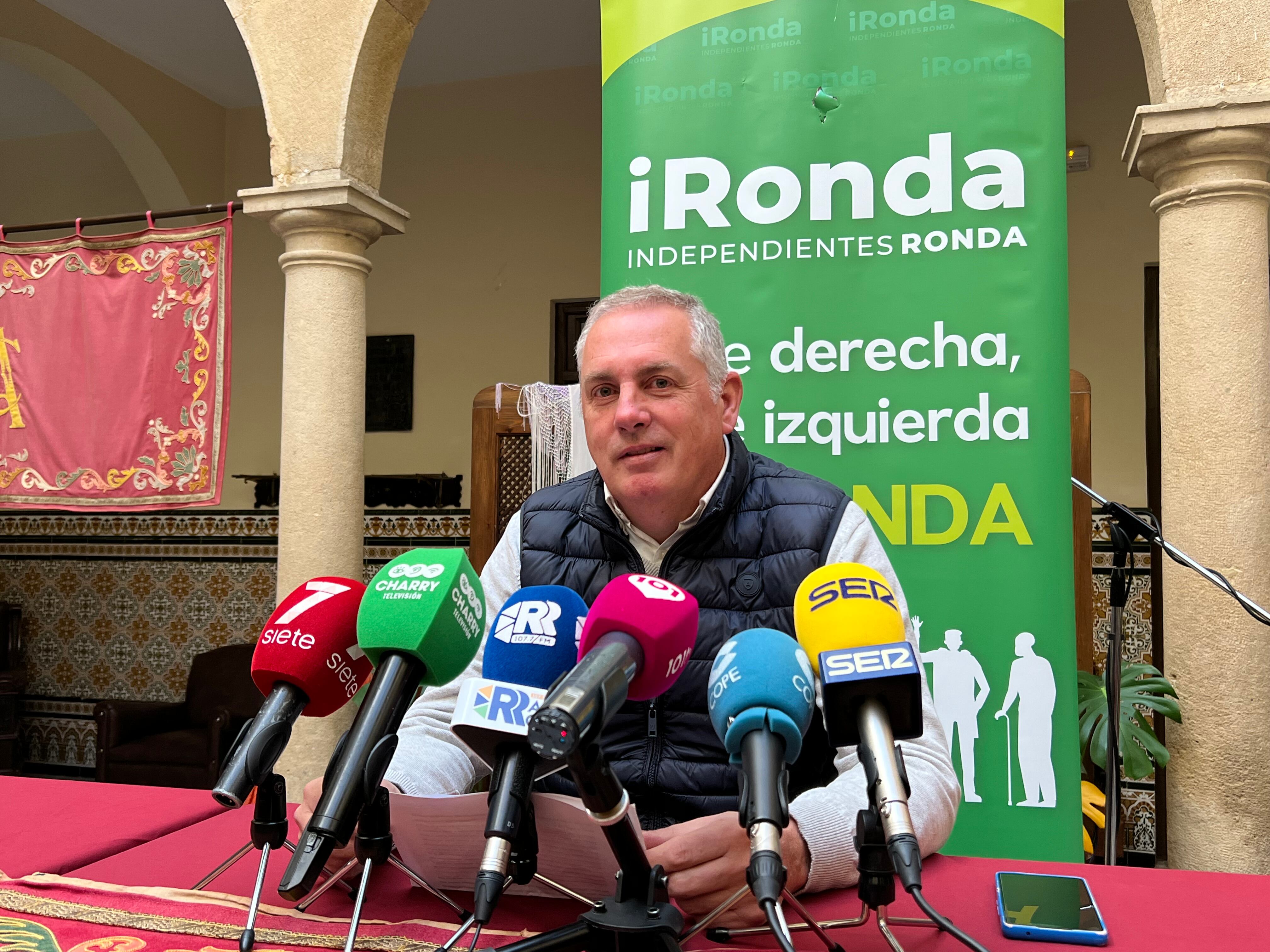 Mirasol durante la presentación del nuevo partido que ha tenido lugar en el edificio del Círculo de Artistas