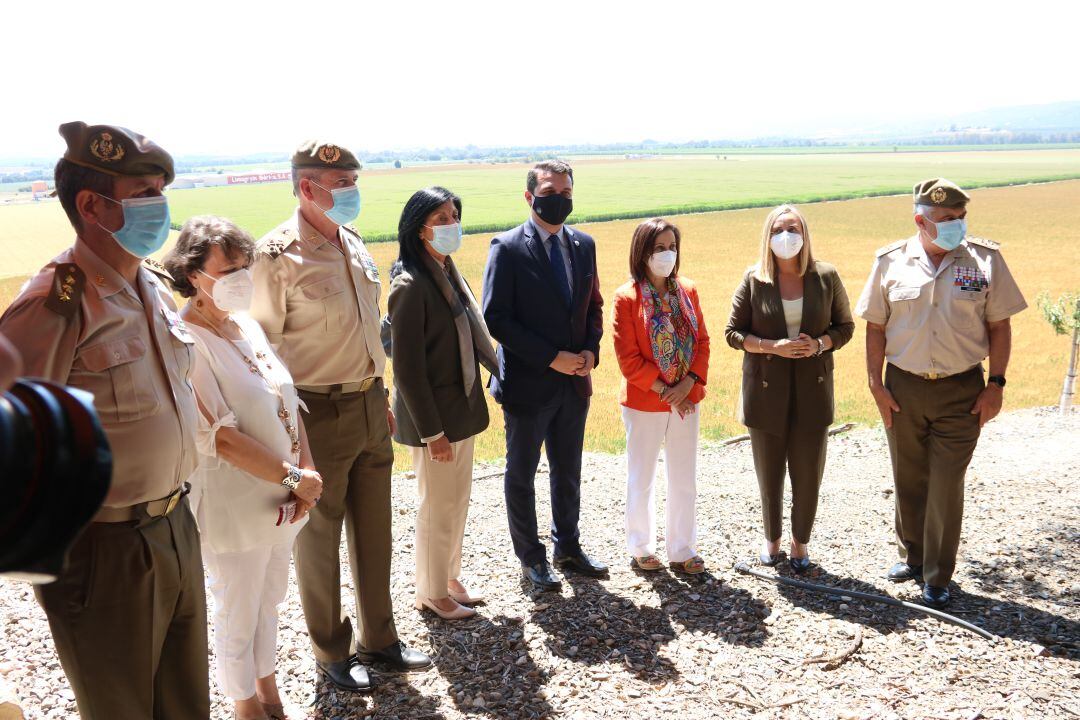 La Ministras visita los terrenos de la Rinconada