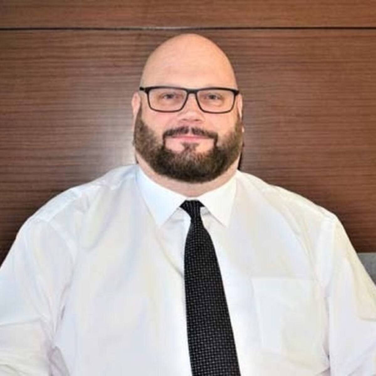 El Consejo del Real Murcia puentea a Mauricio y contacta con Daniel Settgast