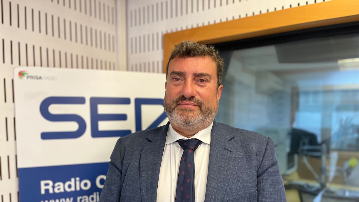 Entrevista a Patricio Poullet, jefe de la Demarcación de Costas Andalucía - Atlántico