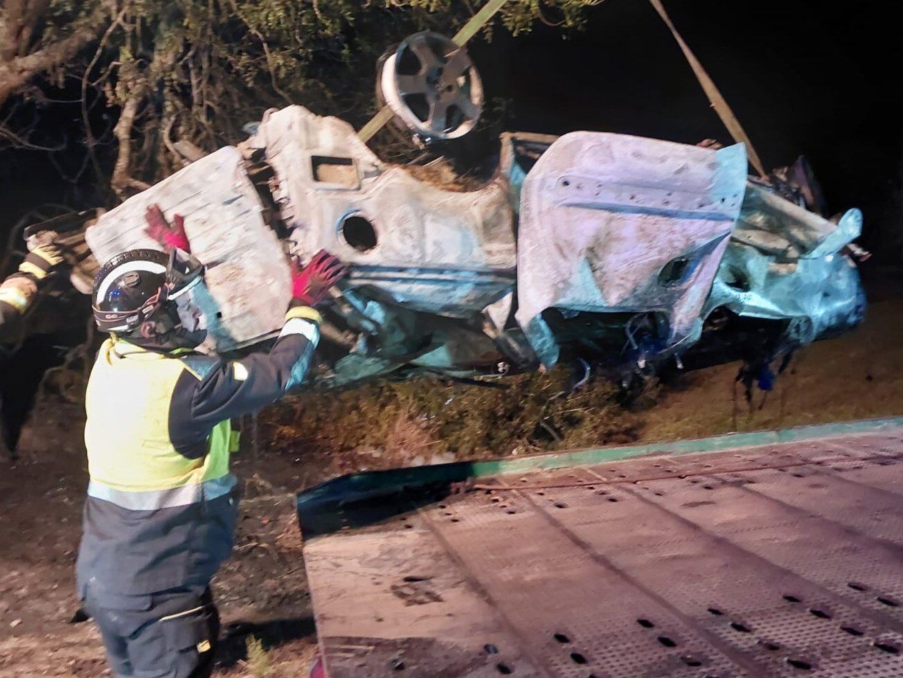 El vehículo quedó calcinado