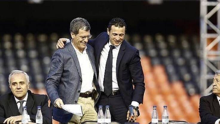 Amadeo Salvo afirma en una asamble afirmativa el 23 de mayo de 2014 que Peter Lim se comprometía a quedarse las parcelas de Mestalla si no las compraba nadie en dos años