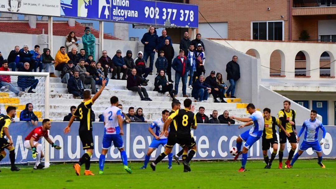 Imagen del partido de ida en El Collao