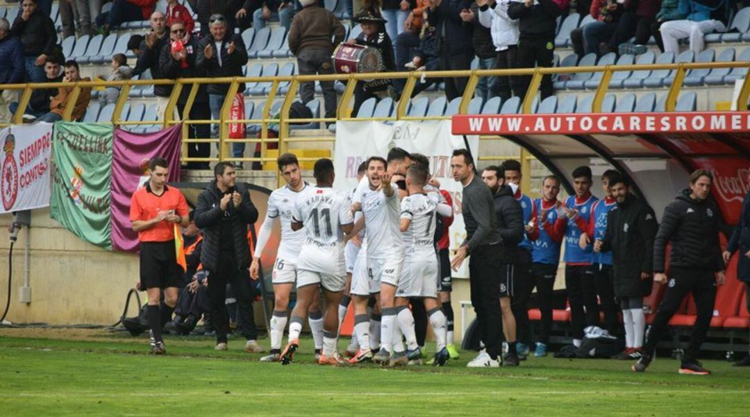 El Reino de León ya espera a los jugadores de la Cultural tras el largo parón sanitario