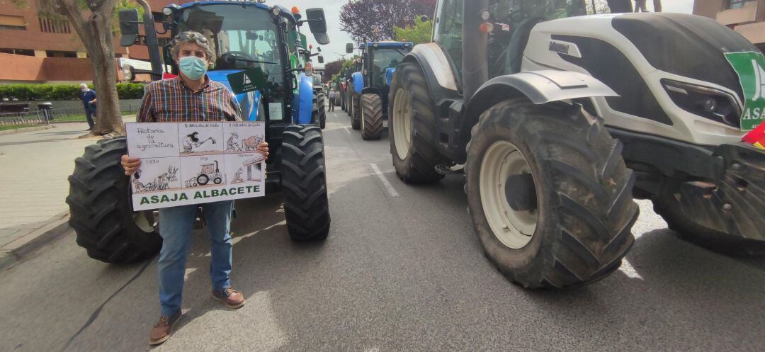 Uno de los manifestantes este jueves en Albacete