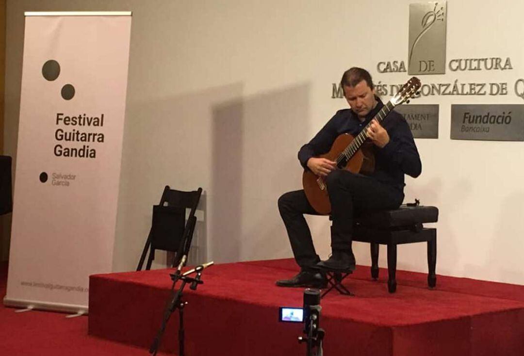 Actuación en el Festival Panxa Verda en adiciones anteriores.