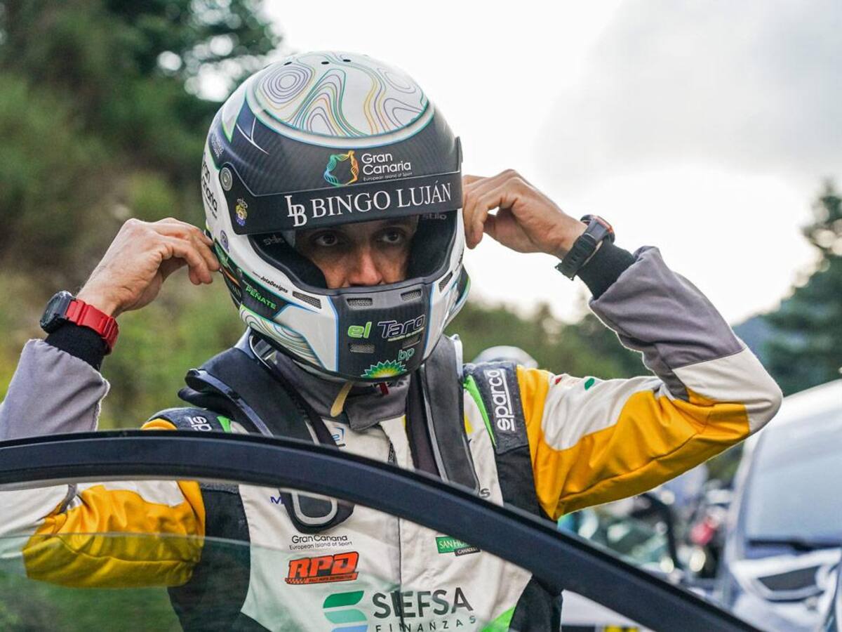 Rogelio Peñate, subcampeón del Mundo tras ganar el Rally de Acropolis en la Junior WRC y WRC3