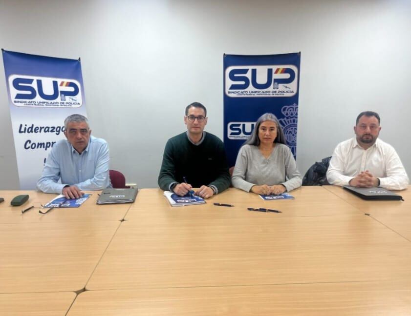 Rueda de prensa del SUP, ayer en Santiago