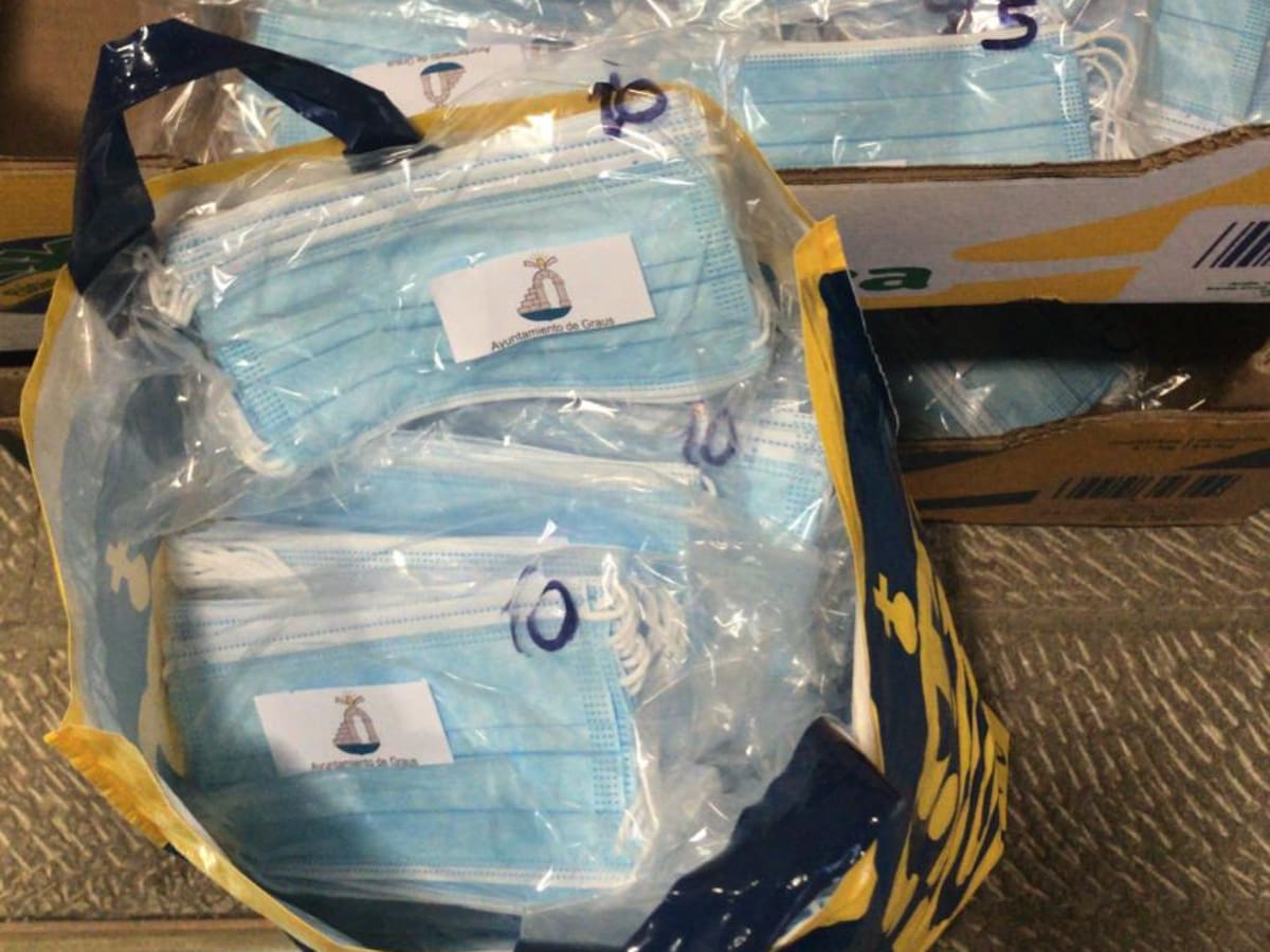 El Ayuntamiento reparte mascarillas entre las empresas del municipio