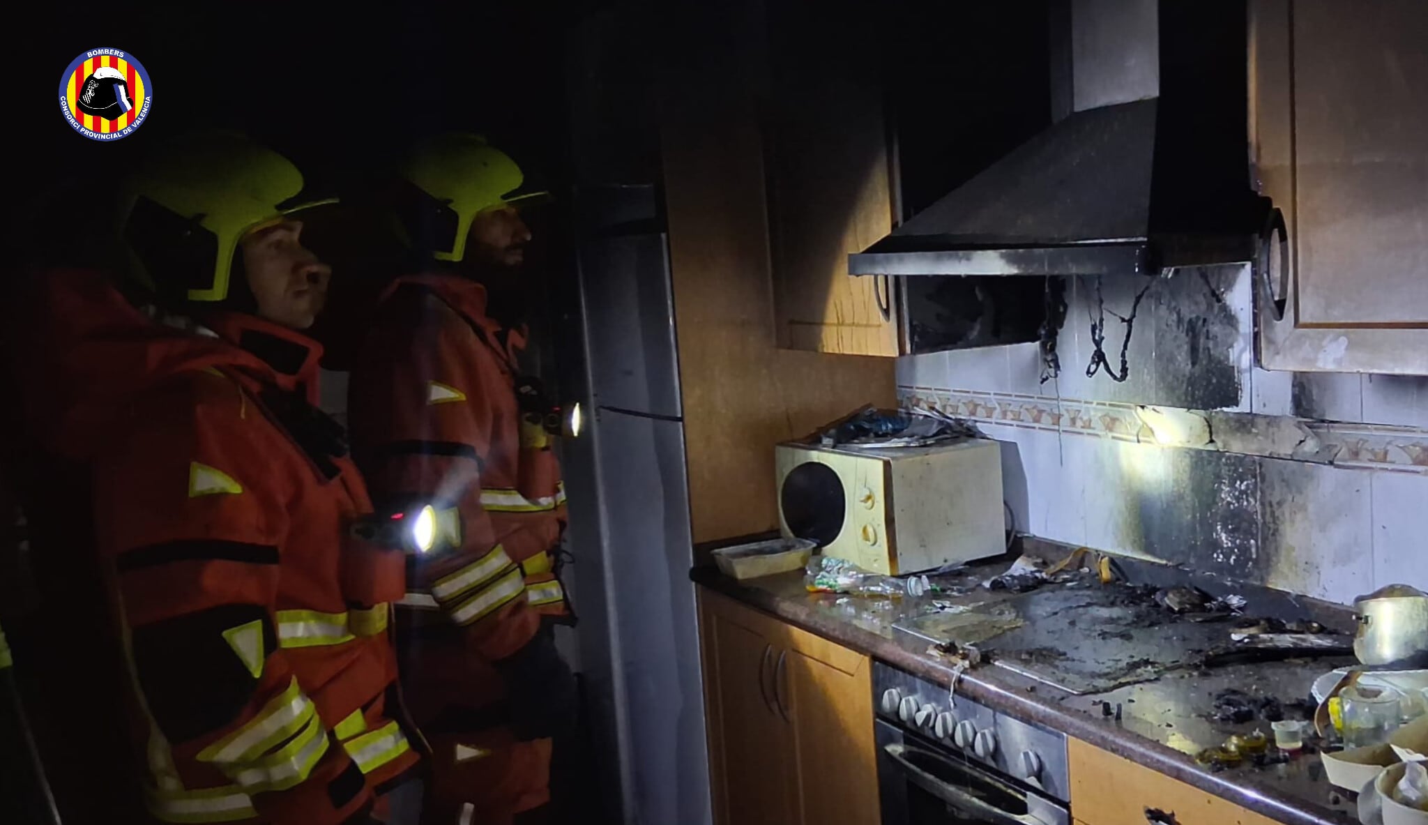 Actuación anoche de los bomberos en Xàtiva